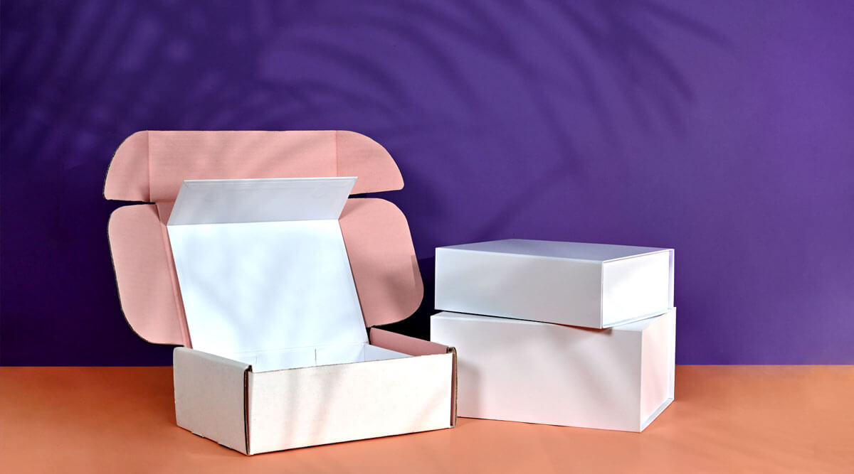 Gift Boxes Spotlight's Personality NEON Packaging