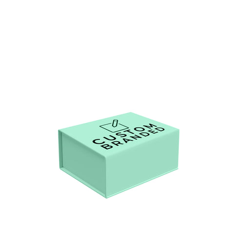 Medium green gift boxes printed with your logo. Perfect for e-commerce and fitted with a strong magnetic closure.