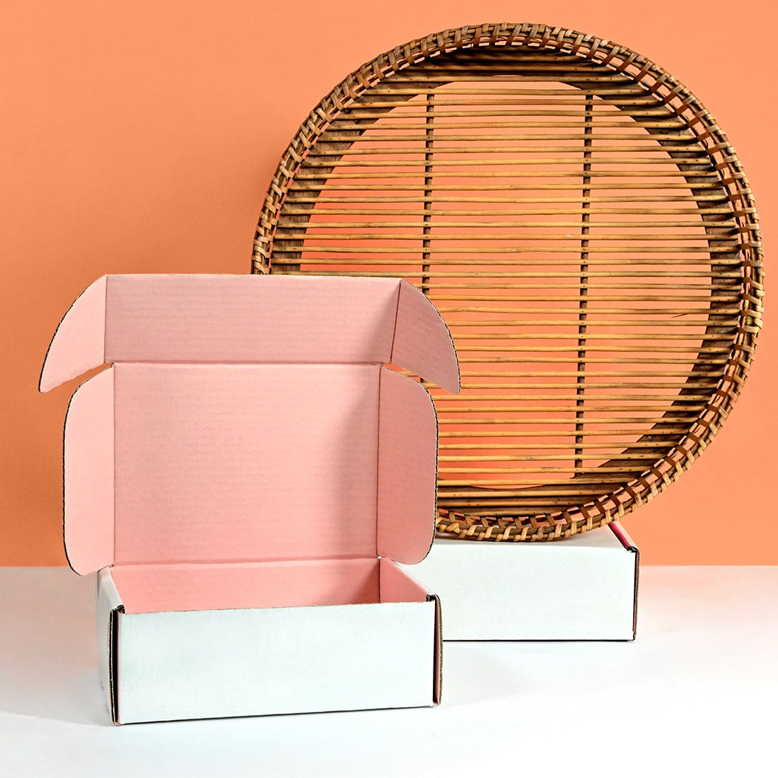 pastel pink self-locking mailing box